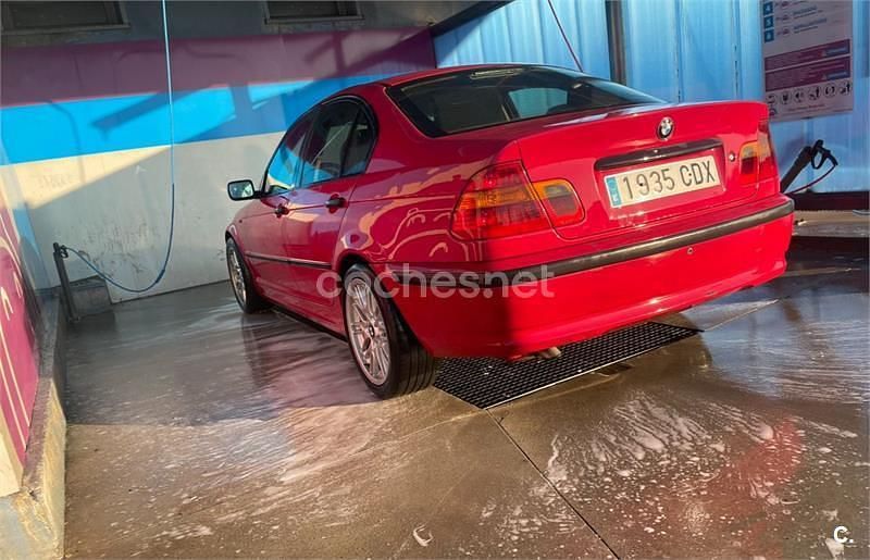 Usado BMW 320 150 CV (110 kW) 2003 Rojo Berlina