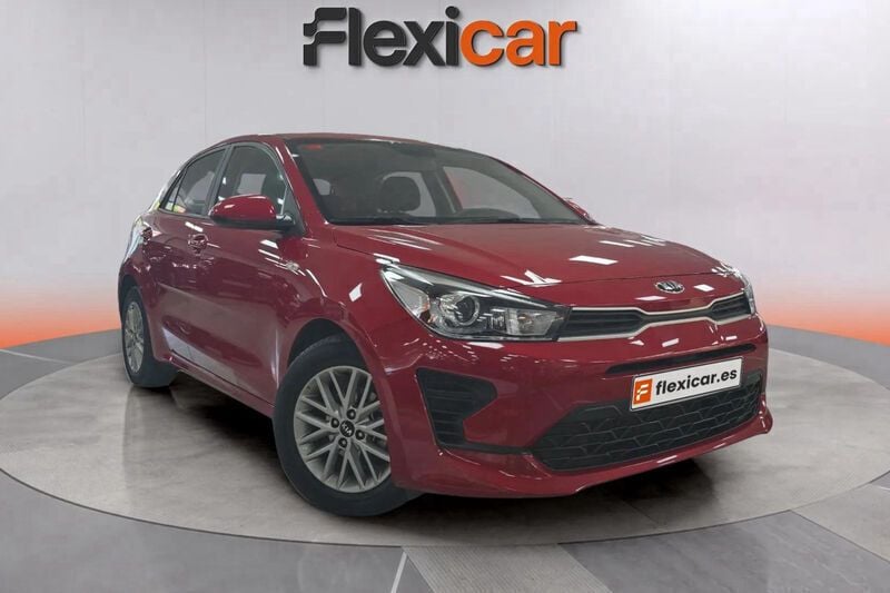 Rojo Usado 2021 Kia Rio Berlina | 12.390 € (Precio justo) - Imagen 1/4