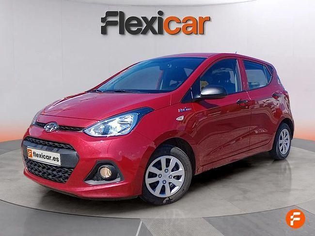 Usado Hyundai i10 Eco 66 CV (48 kW) 2015 Rojo Utilitario