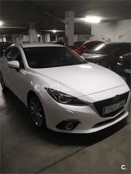 Usado Mazda 3 Luxury 150 CV (110 kW) 2015 Blanco Berlina