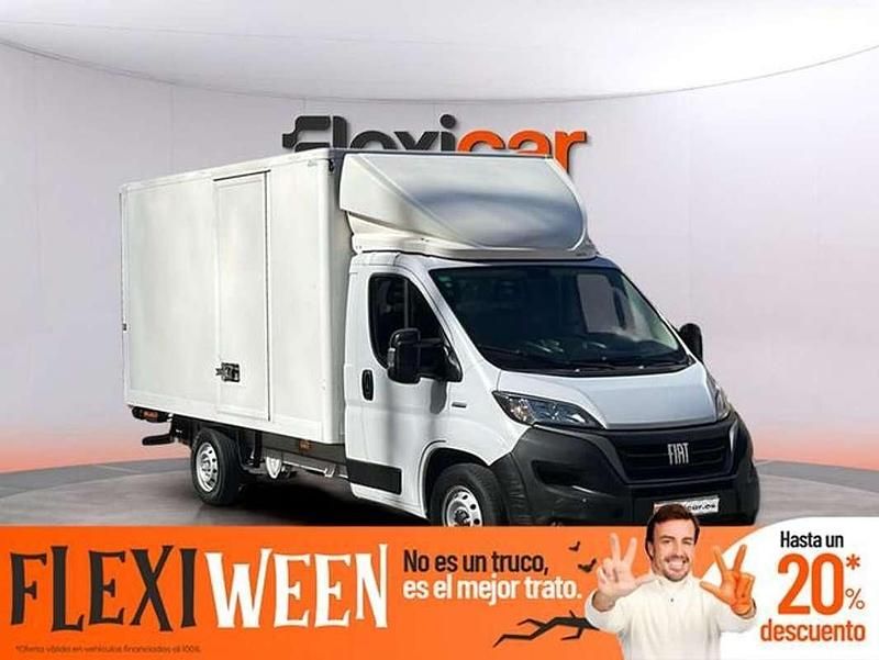 Blanco Usado 2021 Fiat Ducato Van | 27.990 € (Caro) - Imagen 1/1