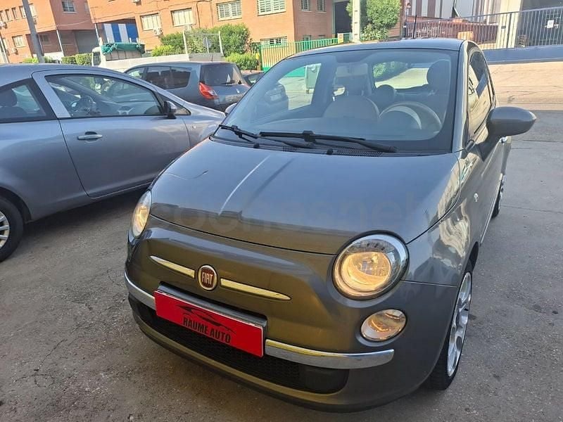 Usado Fiat 500 Lounge 69 HP (50 kW) 2015 Cinzento Sedan