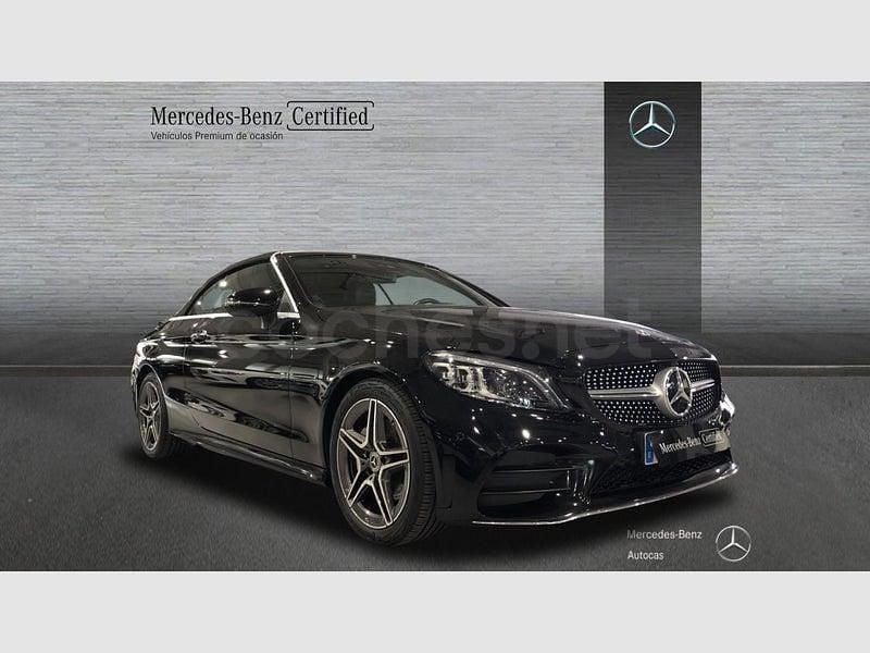 Usado Mercedes C220 AMG line 194 CV (142 kW) 2021 Negro Descapotable