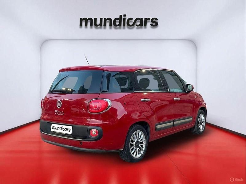 Usado Fiat 500L Lounge 85 CV (62 kW) 2014 Rojo Monovolumen