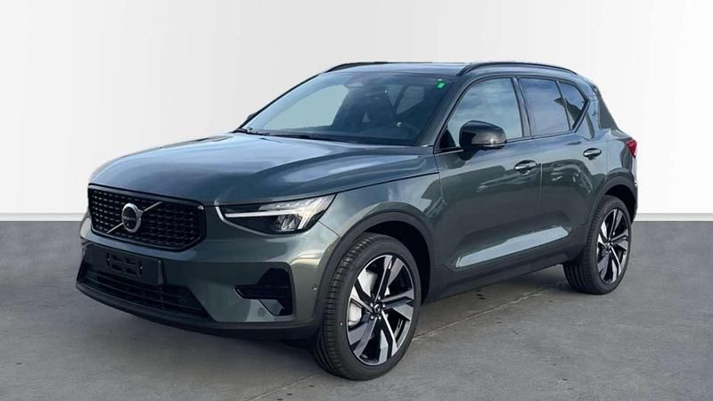 Nuevo Volvo XC40 Plus 2025 Verde SUV