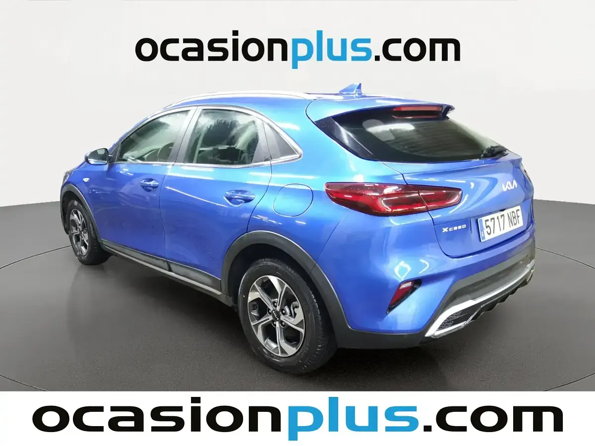 Usado Kia XCeed 100 CV (73 kW) 2025 Azul SUV