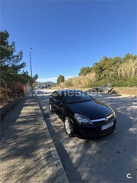 Usado Opel Astra Enjoy 105 CV (77 kW) 2005 Negro Berlina