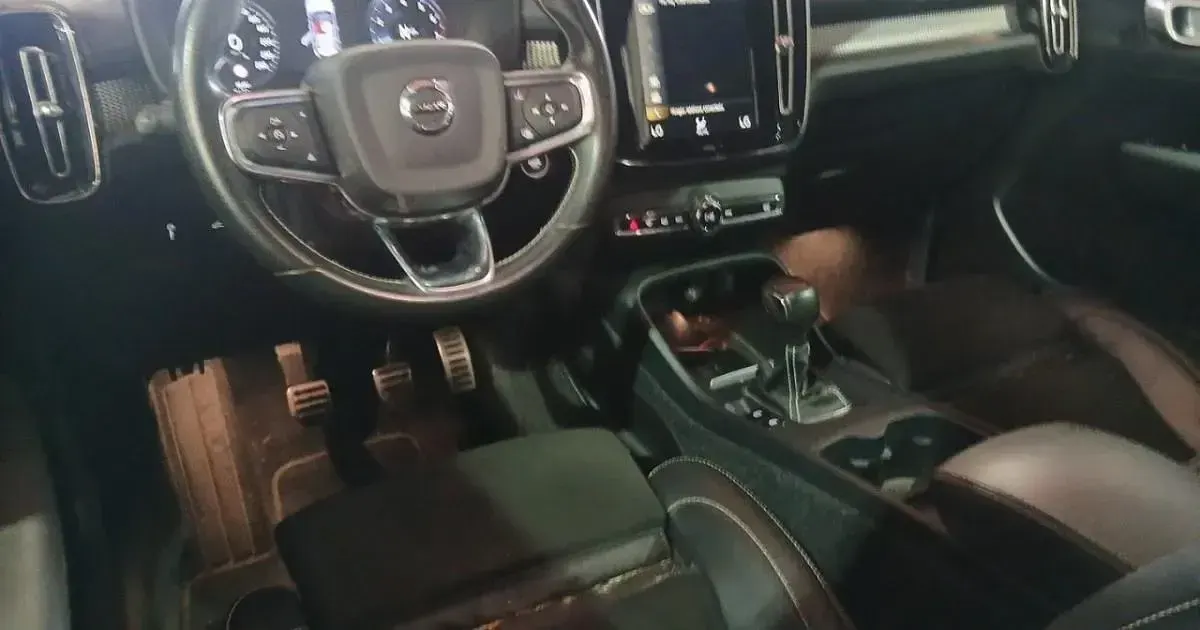 Usado Volvo XC40 Momentum 163 CV (119 kW) 2020 SUV