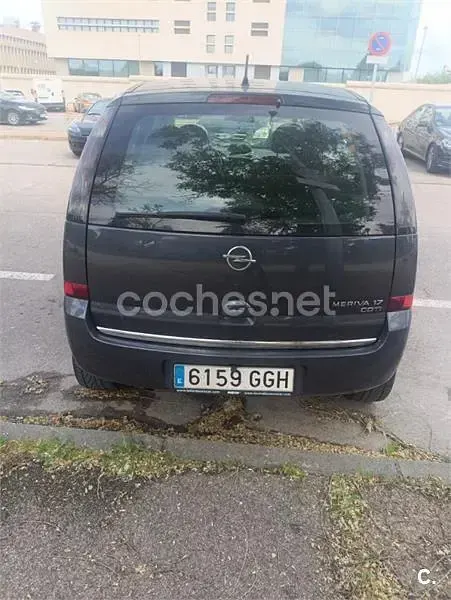 Usado Opel Meriva Cosmo 100 CV (73 kW) 2008 Azul Monovolumen