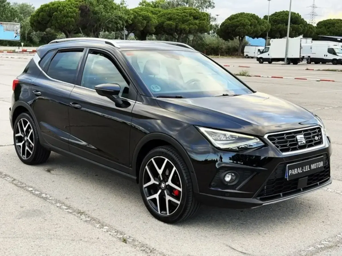 Usado Seat Arona Ecomotive 110 CV (80 kW) 2021 SUV