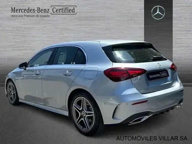 Usado Mercedes A180 136 CV (100 kW) 2026 Plata hightech
