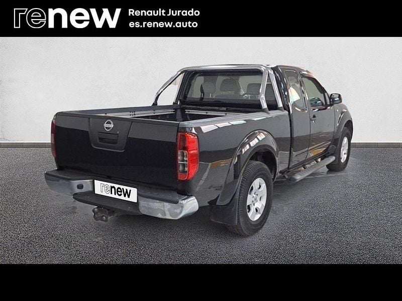 Usado Nissan Navara SE 174 CV (127 kW) 2006 Negro Recogida