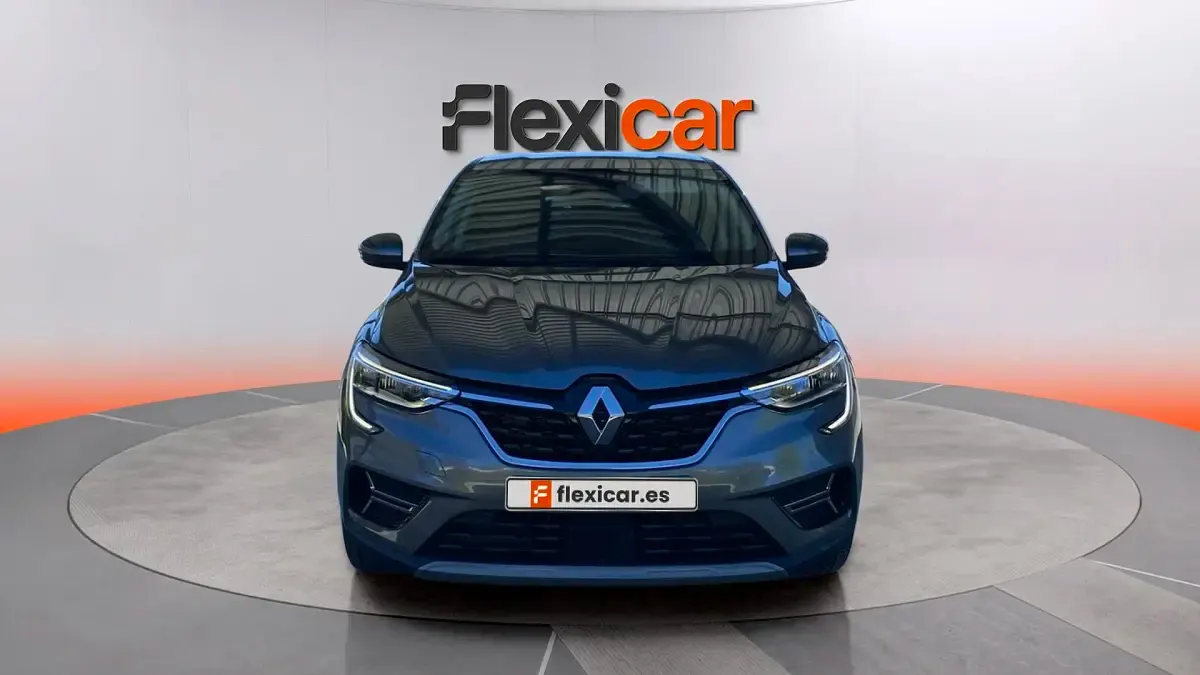 Usado Renault Arkana Evolution 140 CV (102 kW) 2023 Gris SUV