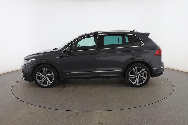 Usado VW Tiguan R-line 150 CV (110 kW) 2022 Gris SUV