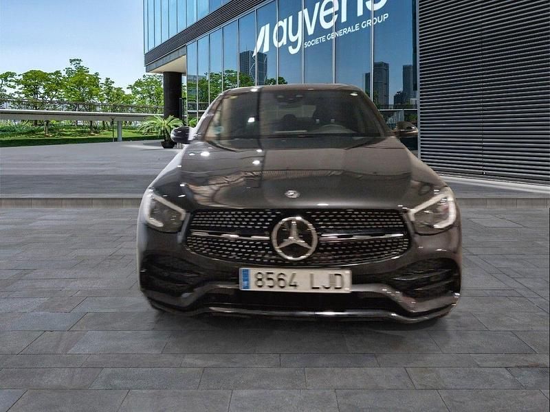 Usado Mercedes GLC300 245 CV (180 kW) 2020 Gris / plata Coupe