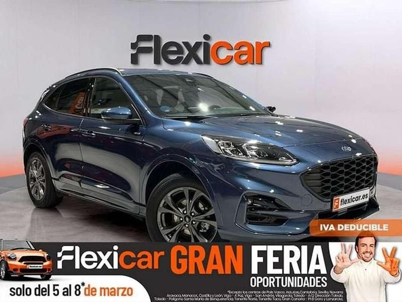 Usado Ford Kuga ST-Line 225 CV (165 kW) 2023 Azul SUV