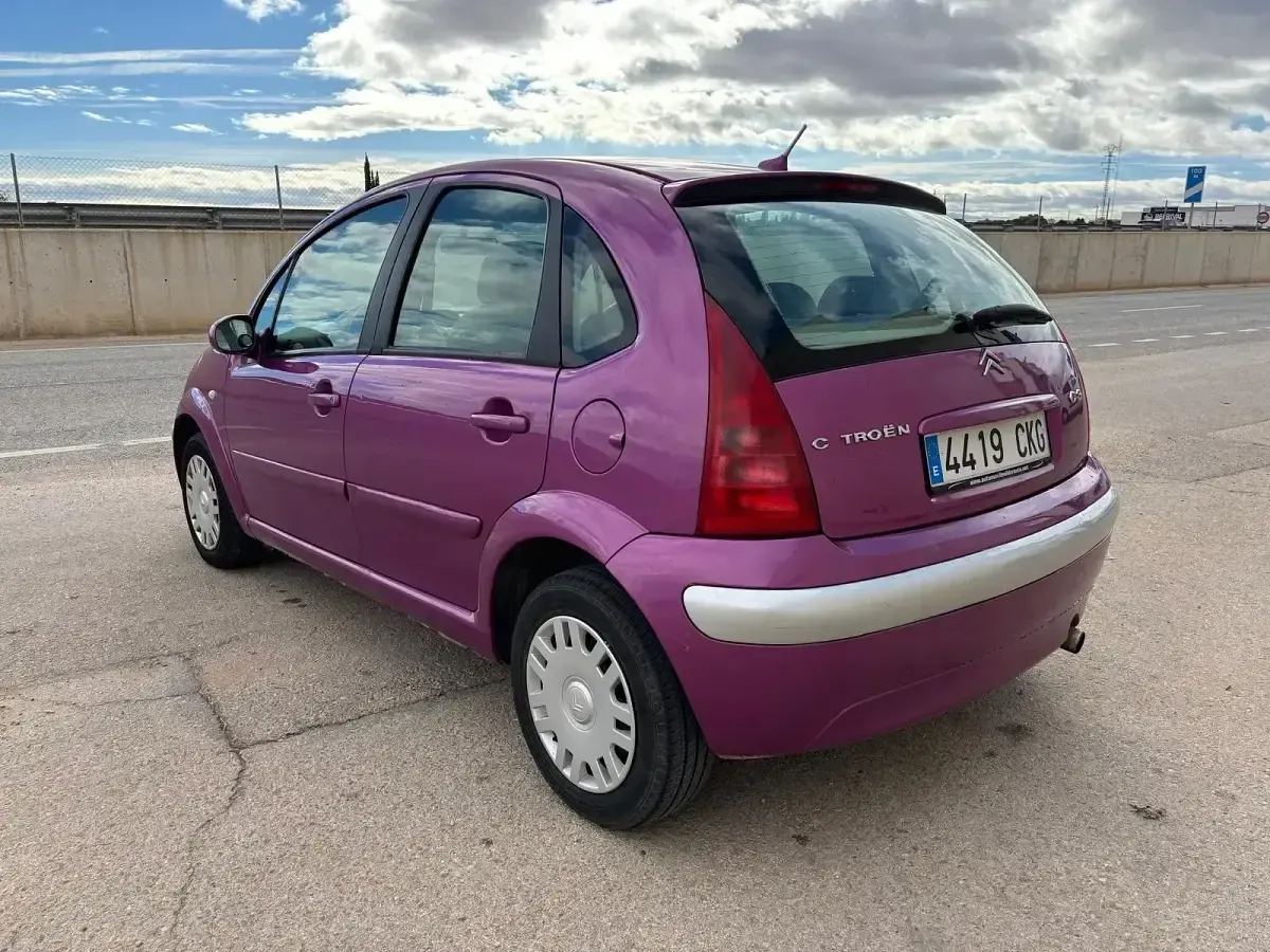Usado Citroën C3 61 CV (44 kW) 2003 Azul