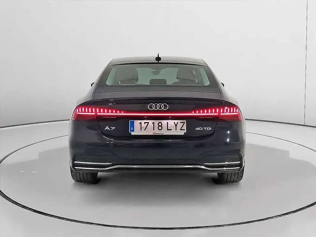 Usado Audi A7 Sportback S-Line 204 CV (150 kW) 2022 Azul Utilitario