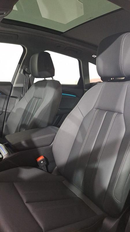 Usado Audi Q5 Sport 204 CV (150 kW) 2025 Gris tambora metalizado SUV