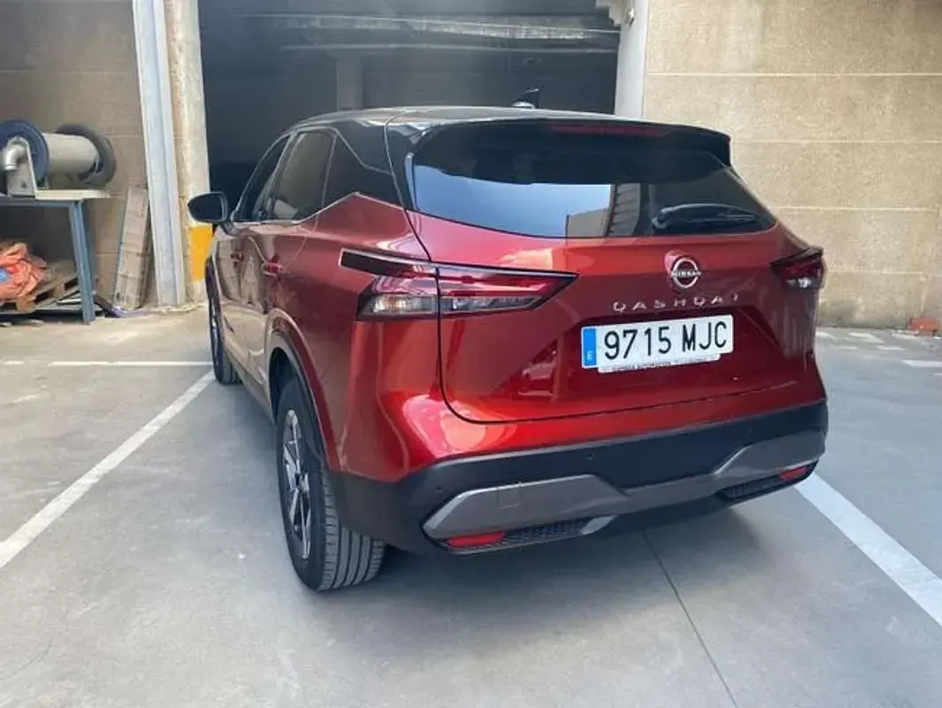 Usado Nissan Qashqai N-Connecta 192 CV (141 kW) 2023 Rojo SUV