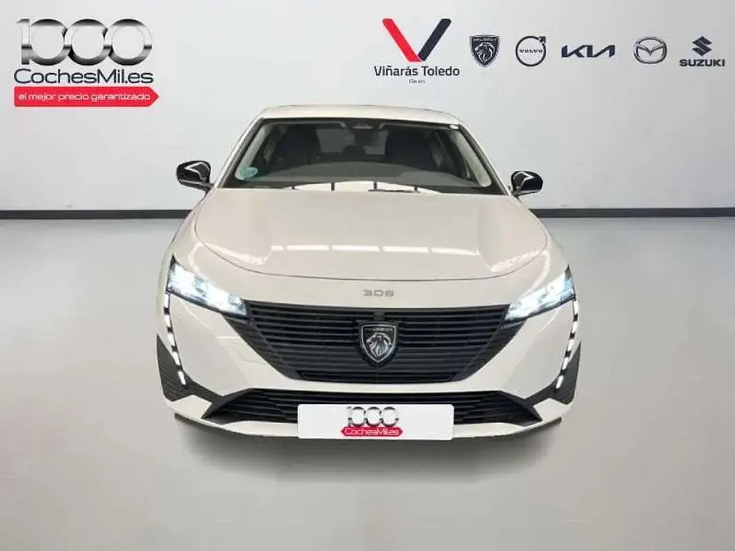 Usado Peugeot 308 Active 110 CV (80 kW) 2022 Blanco Utilitario