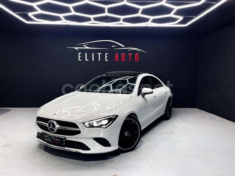 Blanco Usado 2021 Mercedes CLA200 Berlina | 34.900 € (Un poco caro) - Imagen 1/4