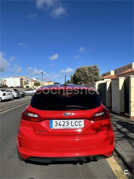 Usado Ford Fiesta ST-Line 140 CV (102 kW) 2019 Rojo Utilitario