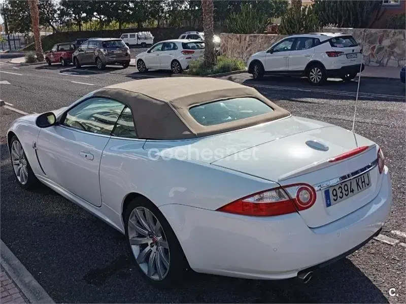 Usado Jaguar XK8 298 CV (219 kW) 2007 Blanco Descapotable
