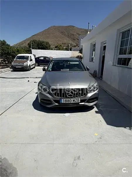 Usado Mercedes C220 170 CV (125 kW) 2014 Gris / plata Familiar