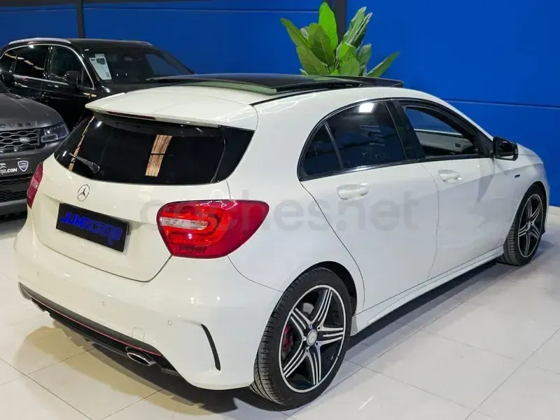 Usado Mercedes A250 AMG line 211 CV (155 kW) 2015 Blanco Utilitario