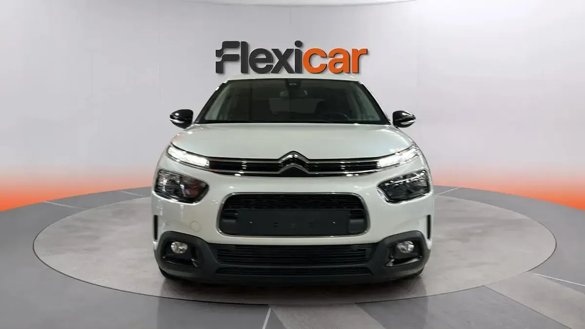 Usado Citroën C4 Cactus Shine 102 CV (75 kW) 2020 Blanco Utilitario