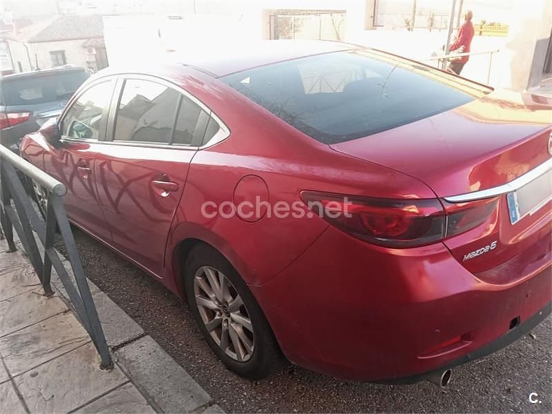 Usado Mazda 6 Edition 150 CV (110 kW) 2016 Rojo Berlina