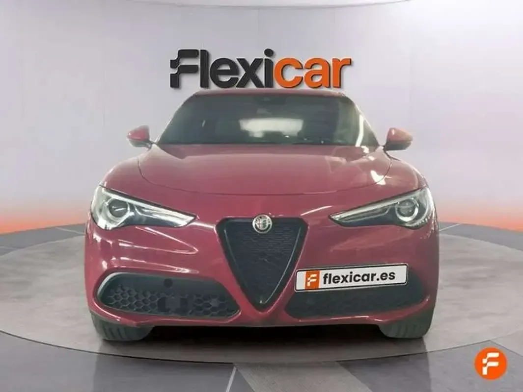 Usado Alfa Romeo Stelvio Sprint 200 CV (147 kW) 2022 Rojo SUV