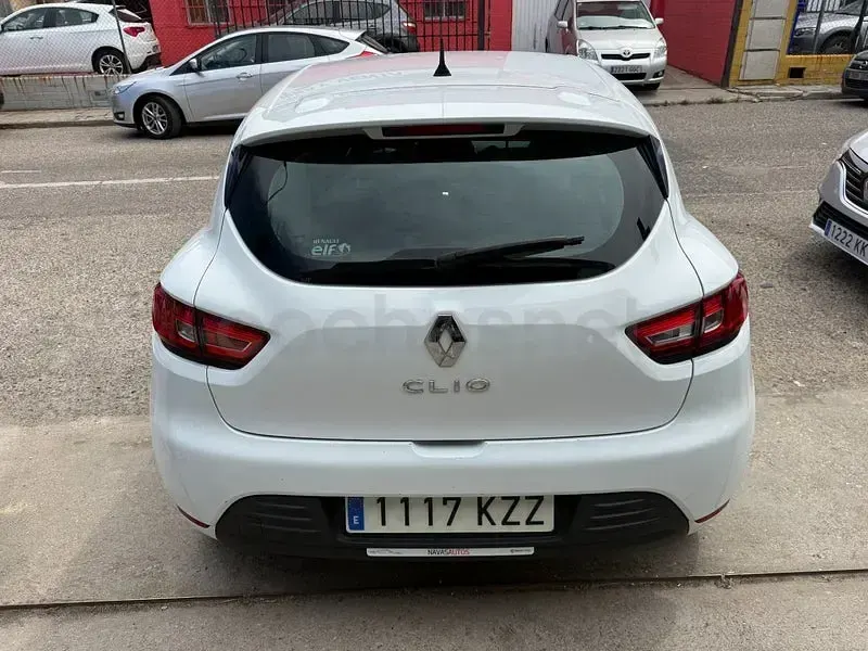 Usado Renault Clio IV Business 90 CV (66 kW) 2019 Blanco Berlina