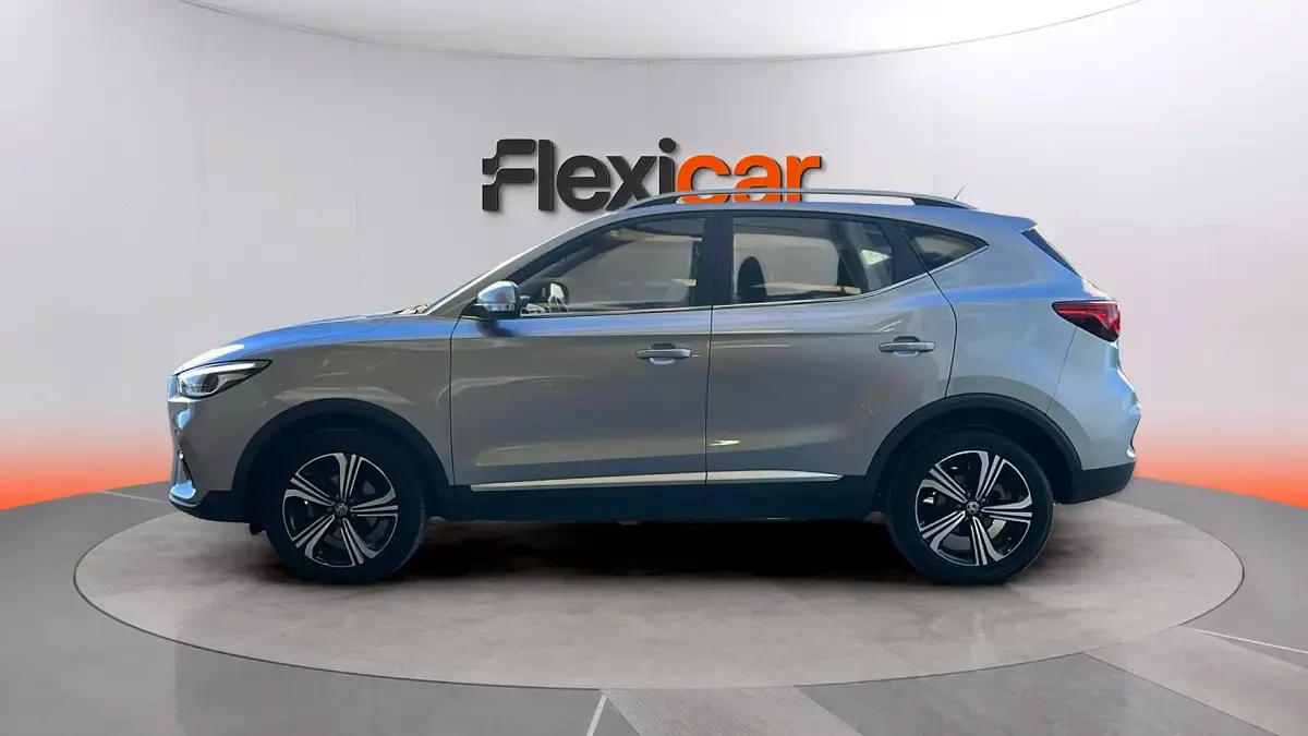 Usado MG ZS Comfort 116 CV (85 kW) 2025 Azul SUV