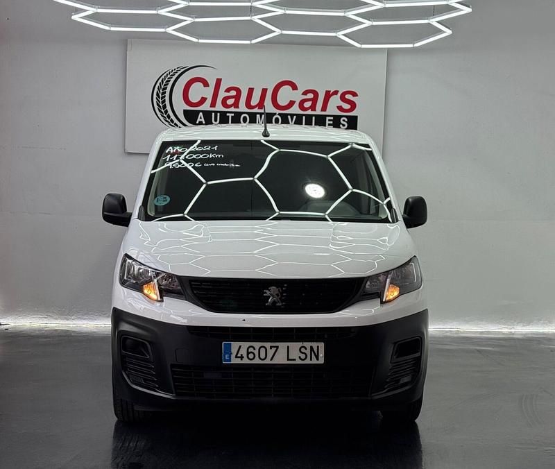 Usado Peugeot Partner S 100 CV (73 kW) 2021 Blanco Monovolumen