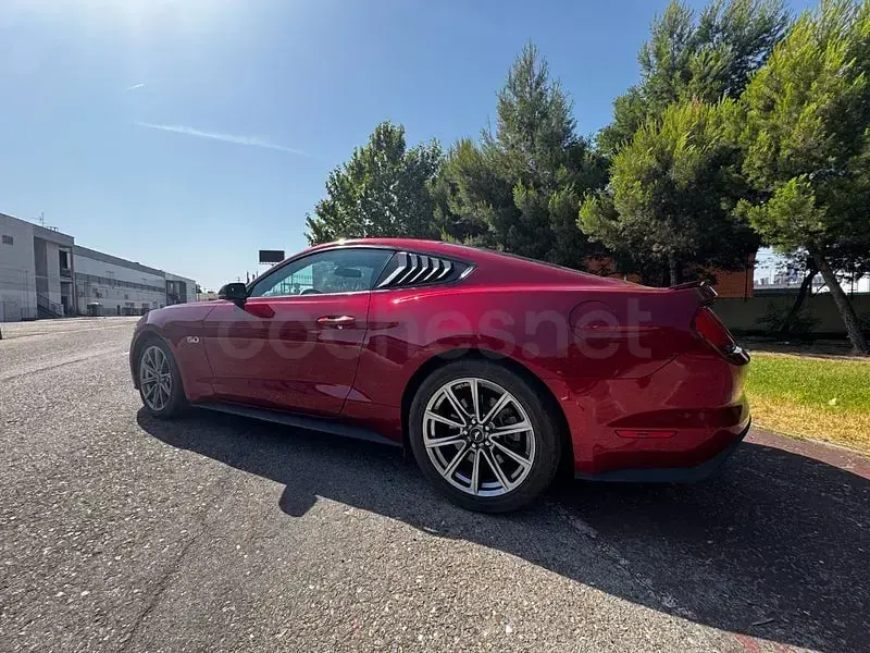 Usado Ford Mustang GT 418 CV (307 kW) 2016 Granate Coupe