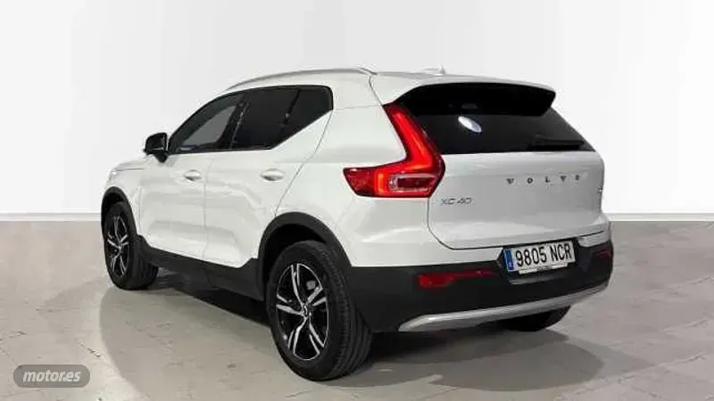 Nuevo Volvo XC40 Core 2025 Blanco SUV