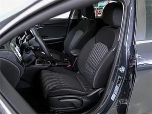 Usado Kia Ceed 101 CV (74 kW) 2025 Gris Utilitario