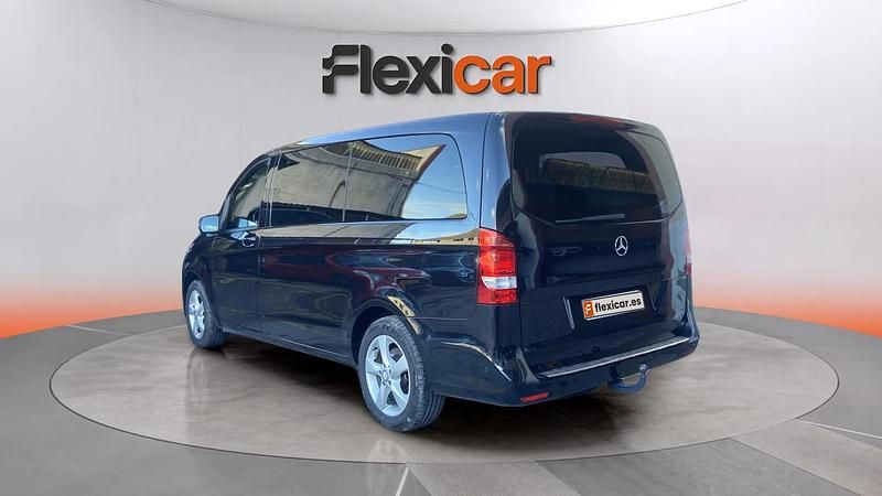 Usado Mercedes V220 Avantgarde 163 CV (119 kW) 2017 Negro Monovolumen