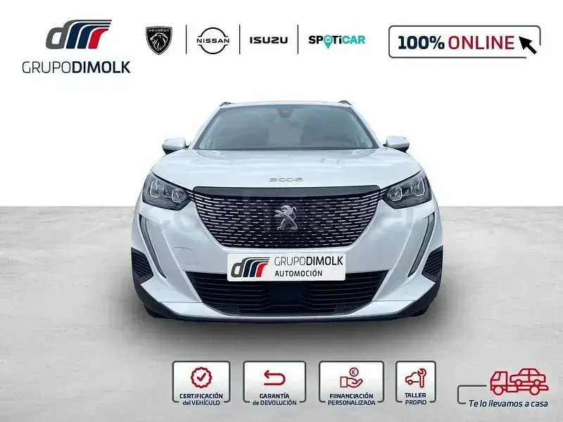 Usado Peugeot 2008 Allure 130 CV (95 kW) 2021 Blanco SUV