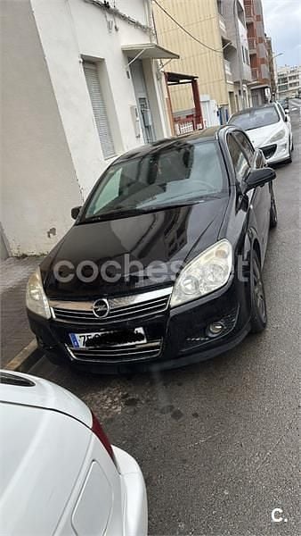 Usado Opel Astra Enjoy 105 CV (77 kW) 2007 Negro Berlina