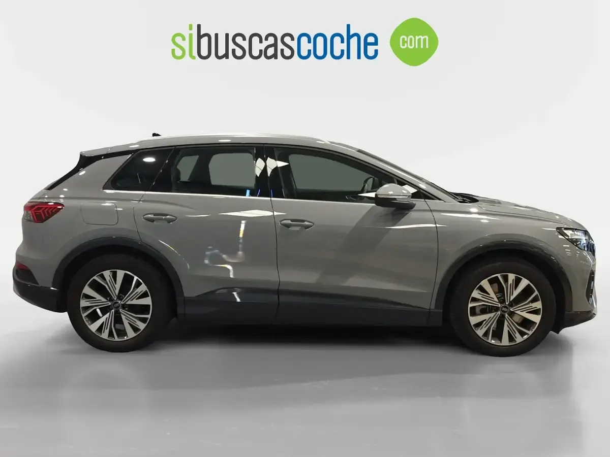 Usado Audi Q4 e-tron Advanced Plus 110 kW (150 CV) 2025 Gris/plata SUV