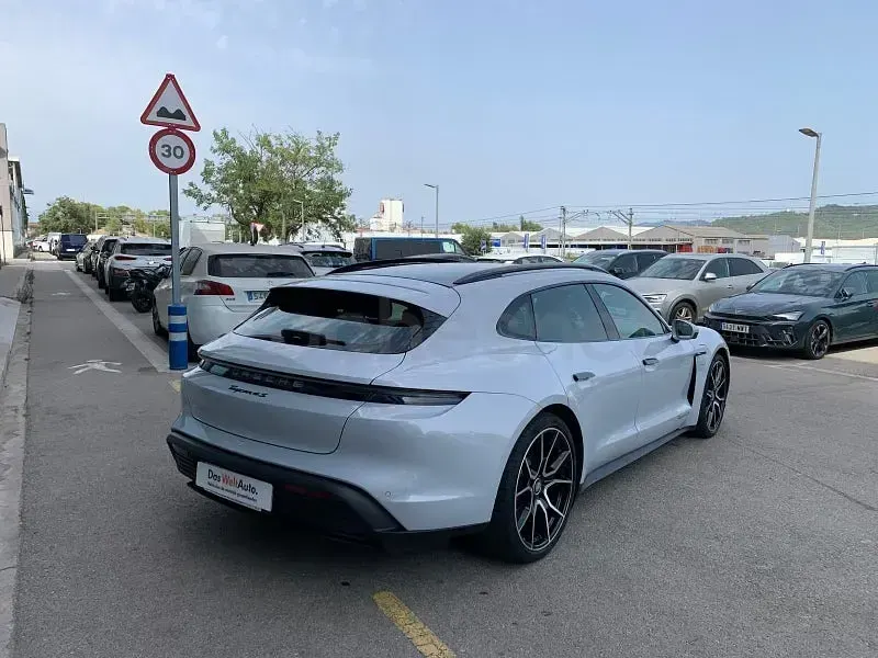 Usado Porsche Taycan 4S Sport Turismo Sport Turismo 300 kW (408 CV) 2022 Eléctrico Familiar