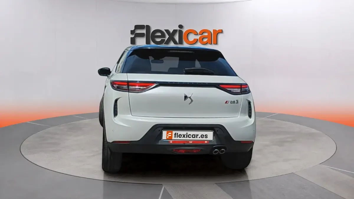 Usado DS Automobiles DS3 Crossback Performance 131 CV (96 kW) 2019 Blanco SUV
