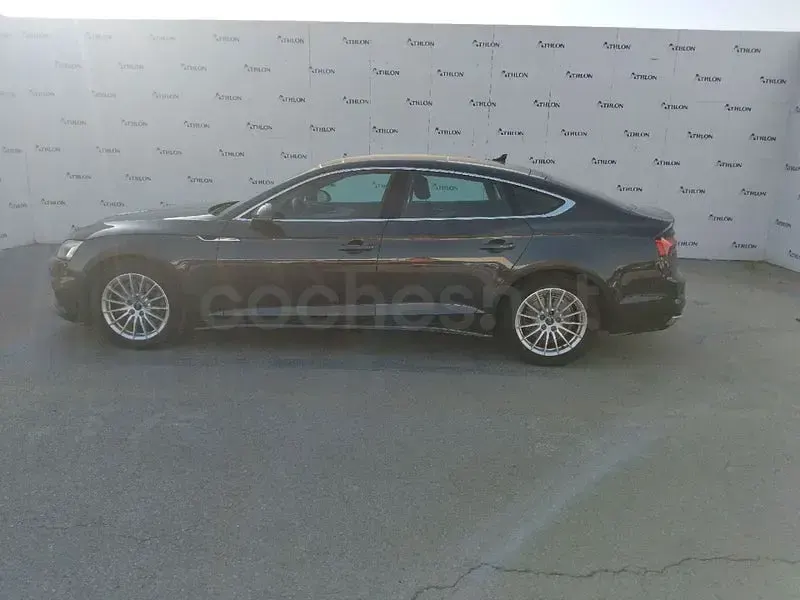 Usado Audi A5 Sportback Advanced Plus 163 CV (119 kW) 2022 Gris / plata Utilitario
