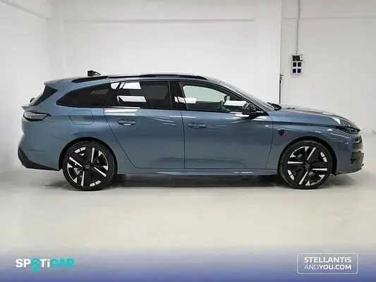 Usado Peugeot 308 SW GT 145 CV (106 kW) 2025 Negro Familiar