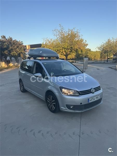 Gris / plata Usado 2012 VW Touran Advance Monovolumen | 6800 € (Buen precio) - Imagen 1/4