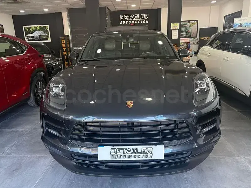 Usado Porsche Macan 245 CV (180 kW) 2021 Gris / plata SUV