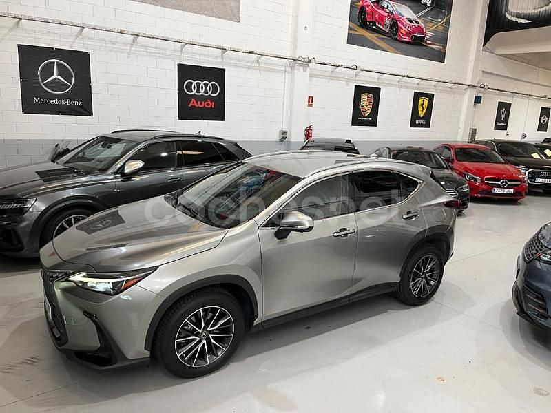 Gris / plata Usado 2022 Lexus NX350h Luxury Line SUV | 43.500 € (Buen precio) - Imagen 1/4